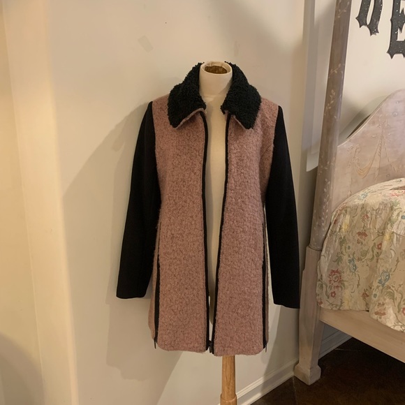 Laundry By Shelli Segal Jackets & Blazers - Laundry by Shelli Segal camel teddy and black wool coat
